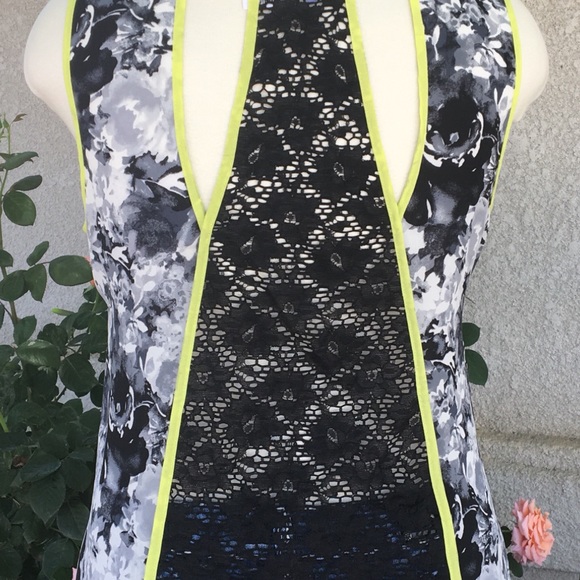 Extra cute tank - Picture 3 of 5